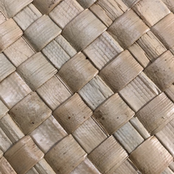 Vintage Woven Palm Leaf Purse - Picture 2 of 16